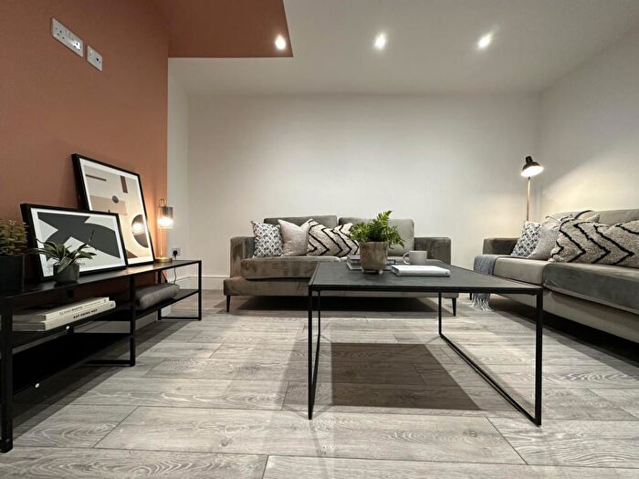 6 Bedroom Flat To Rent In Monks Road, Lincoln, LN2