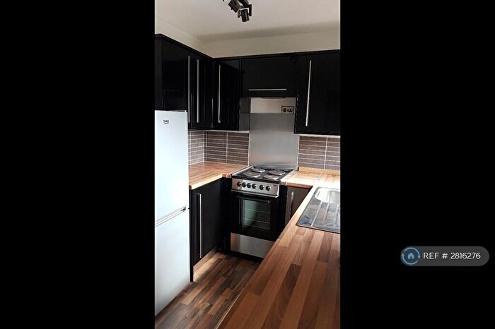 2 Bedroom Terraced House To Rent In Stad Ty Croes, Llanfairpwllgwyngyll, LL61