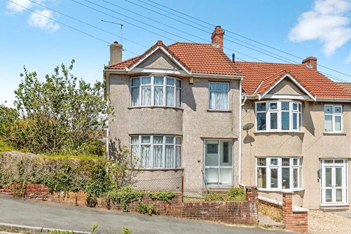 3 Bedroom End Terrace House For Sale In Aylesbury Crescent, Bristol, BS3
