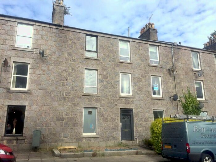 1 Bedroom Flat To Rent In C Chattan Place, First Floor Left, Aberdeen, AB10