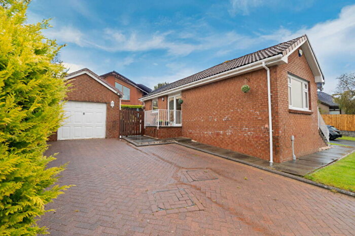 3 Bedroom Detached Bungalow For Sale In Willow Park, Fauldhouse, West Lothian, EH47