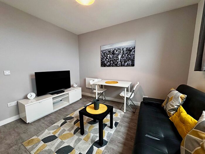 1 Bedroom Flat To Rent In Holland Street, Aberdeen, AB25