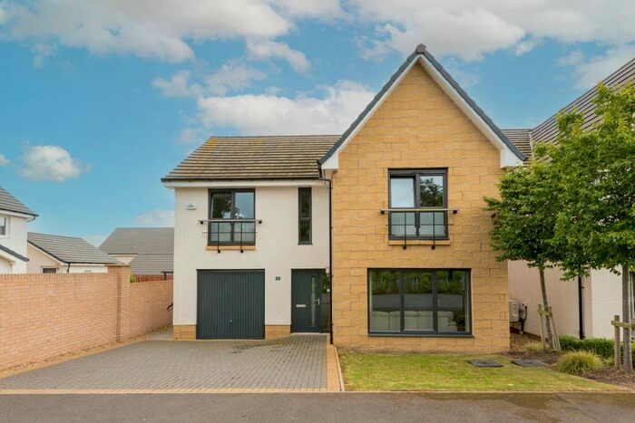 4 Bedroom Detached House For Sale In Dovecote Way, Haddington, EH41