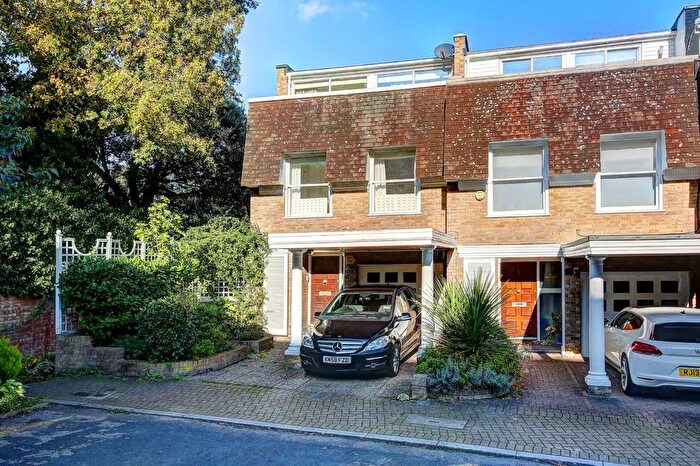 4 Bedroom Terraced House To Rent In Welford Place, London, SW19