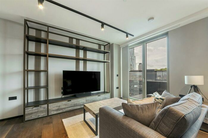 Apartment To Rent In Hewett Street, London, EC2A