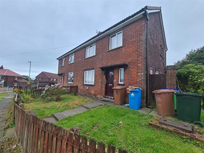 3 Bedroom Property To Rent In Hill Top Drive, Rochdale, OL11