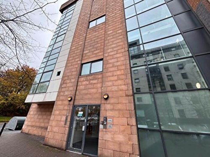 1 Bedroom Flat To Rent In Carnoustie Street, Glasgow, G5