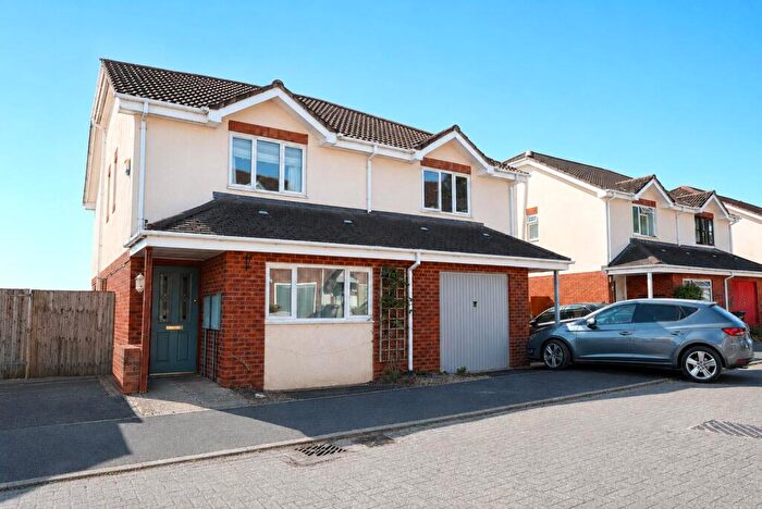 4 Bedroom Semi Detached House For Sale In Hawley Manor, Barnstaple, Devon, EX32