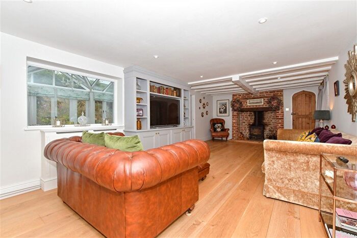 4 Bedroom Detached House For Sale In Gore Lane, Eastry, Sandwich, Kent, CT13