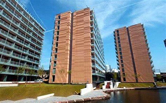 2 Bedroom Apartment To Rent In St Georges Island, Kelso Place, Manchester City Centre, Greater Manchester, M15
