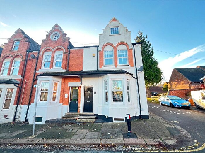 3 Bedroom End Terrace House For Sale In Glasgow Street, St James, Northampton, Northamptonshire, NN5