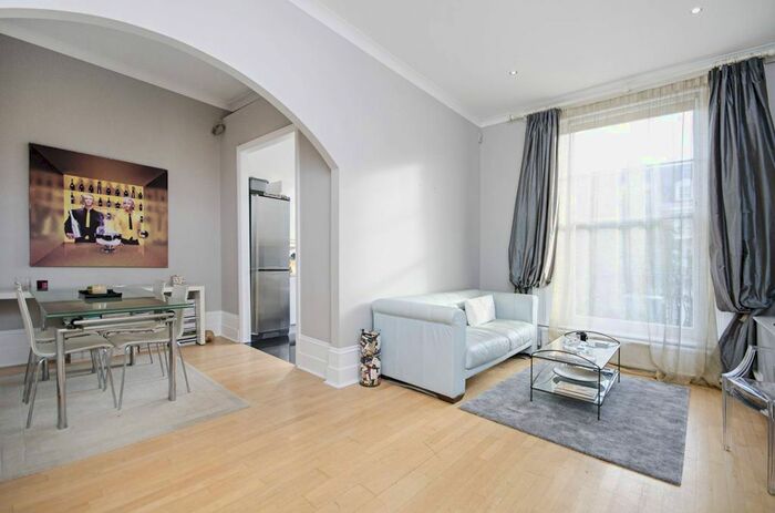 2 Bedroom Flat To Rent In Sutherland Avenue, Maida Vale, London, W9