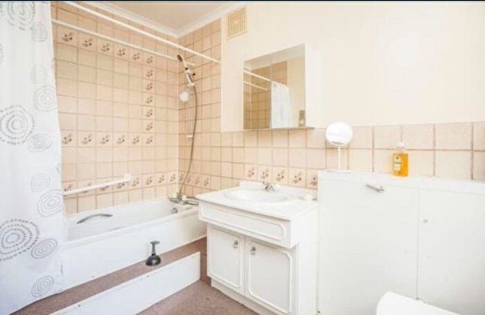 4 Bedroom Terraced House To Rent In Faircross Avenue, Barking, IG11