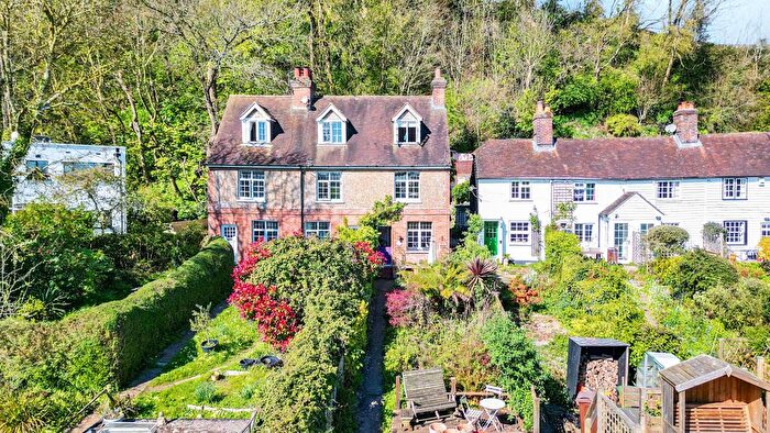2 Bedroom End Of Terrace House For Sale In Military Road, Rye, TN31