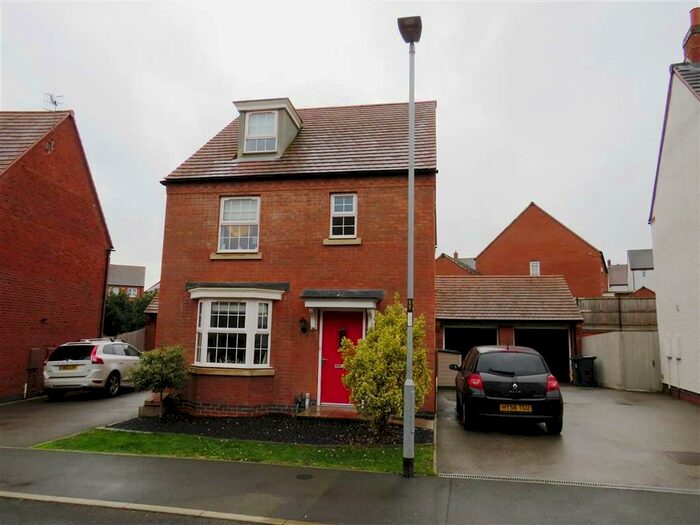 4 Bedroom Detached House To Rent In Bentley Road, Castle Donington, Derby, DE74