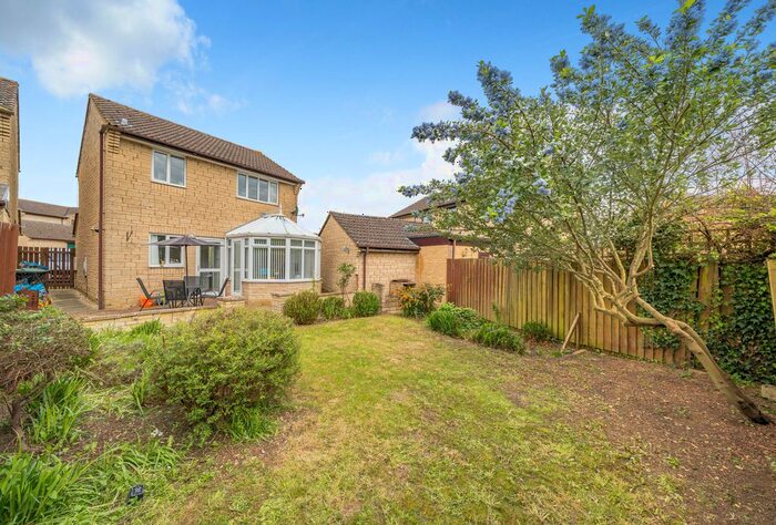 3 Bedroom Detached House For Sale In Thorney Leys, Witney, Oxfordshire, OX28