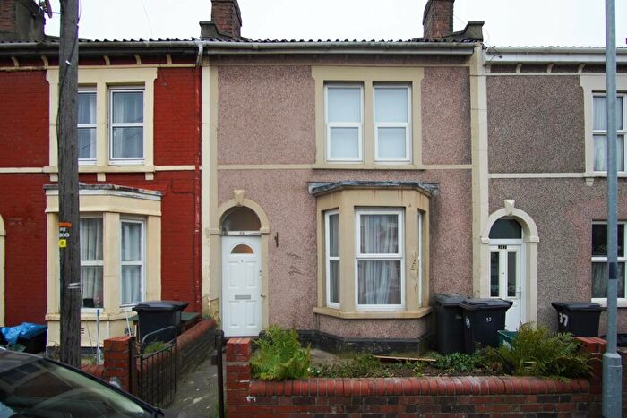 2 Bedroom House To Rent In Napier Road, Eastville, Bristol, BS5