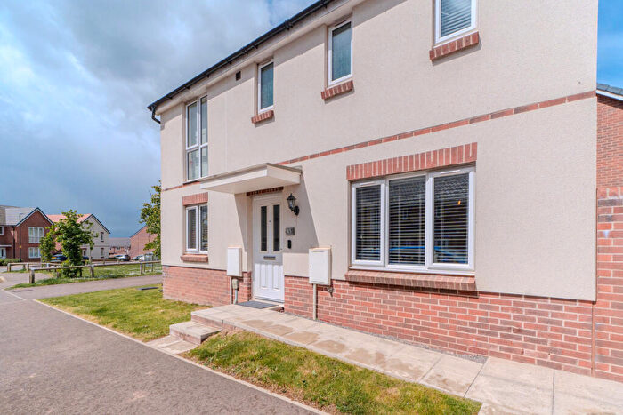 3 Bedroom Detached House For Sale In Kingfisher Drive, Lydney, GL15