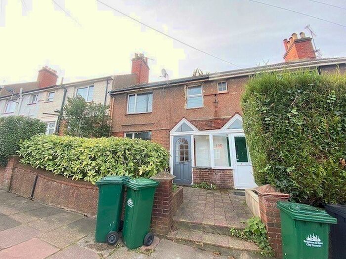 4 Bedroom House To Rent In Coombe Road, Brighton, East Sussex, BN2