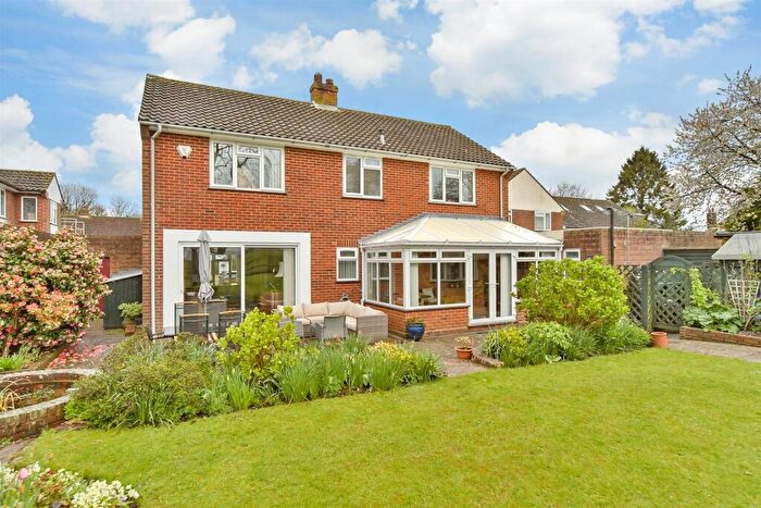 4 Bedroom Detached House For Sale In The Street, Wormshill, Sittingbourne, Kent, ME9