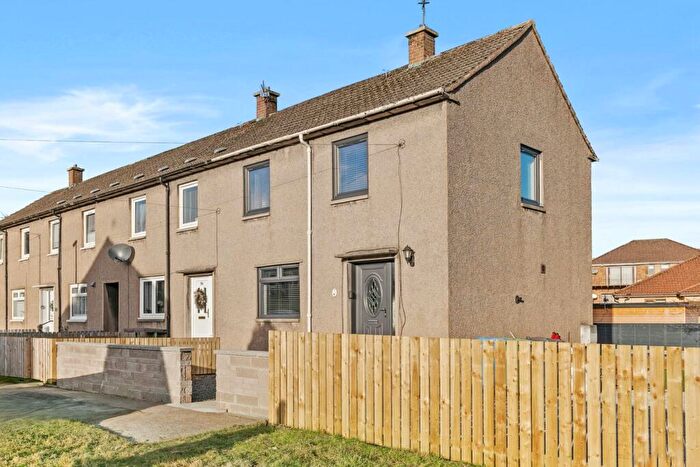 2 Bedroom End Of Terrace House For Sale In Cocklaw Street, Kelty, KY4