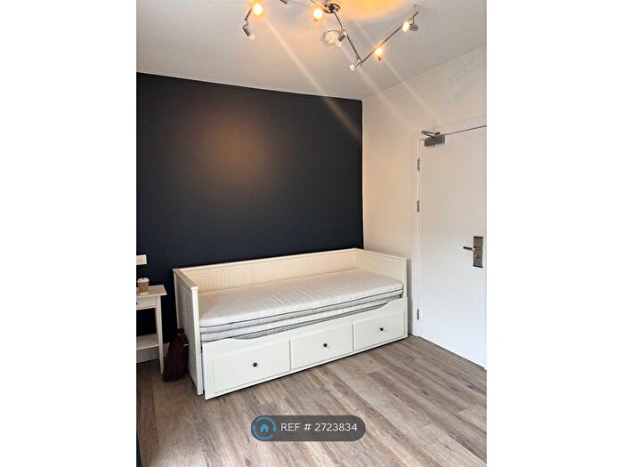 Studio To Rent In Bayham Street, London, NW1