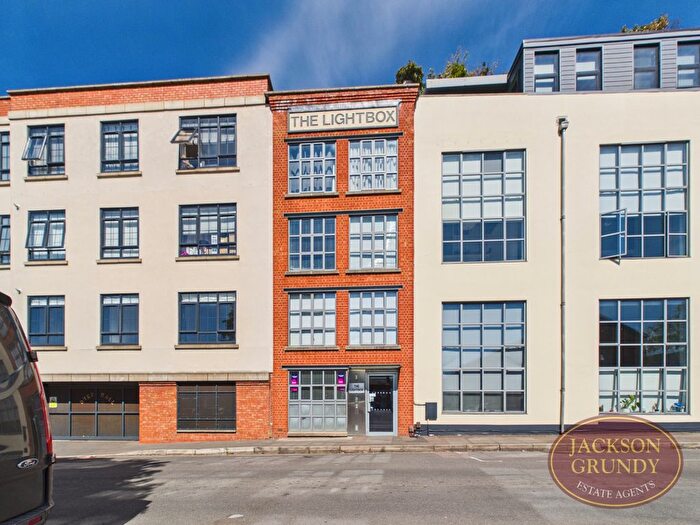 2 Bedroom Flat For Sale In Duke Street, The Mounts, NN1