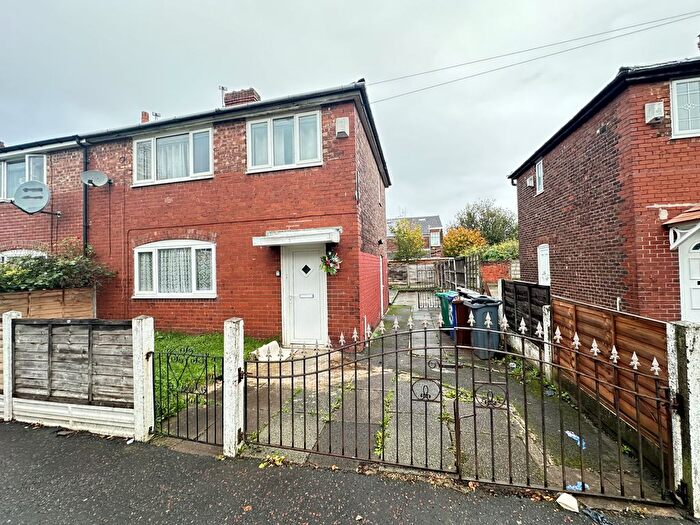 3 Bedroom Semi-Detached House To Rent In Highfield Road, Manchester, M19