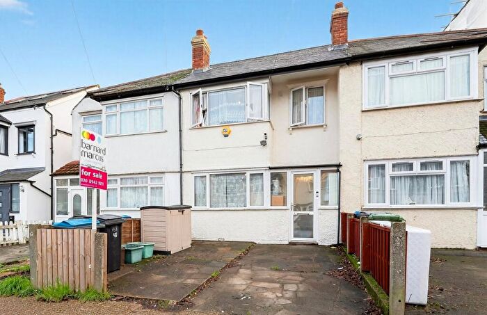3 Bedroom Terraced House For Sale In Cavendish Road, New Malden, KT3