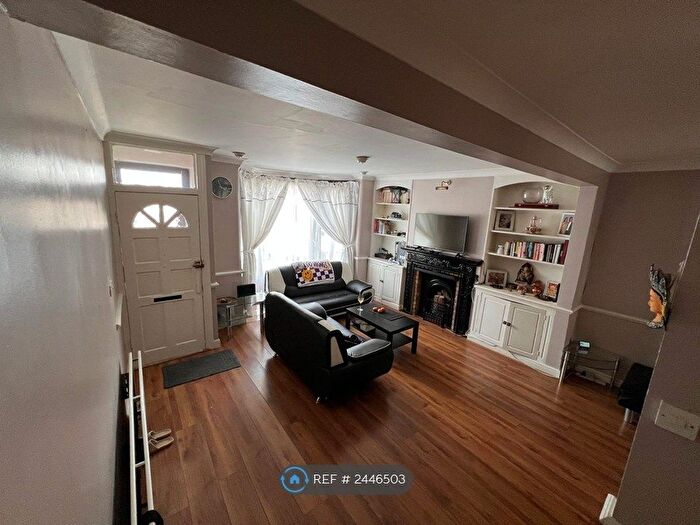 3 Bedroom Terraced House To Rent In Crescent Road, London, SE18