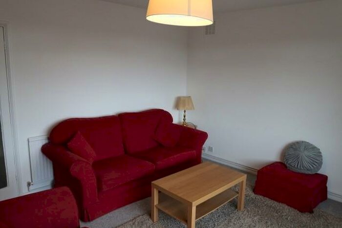 1 Bedroom Apartment To Rent In Torrington Park, London, N12