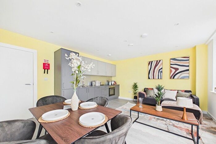 1 Bedroom Flat To Rent In Egham, Surrey, TW20