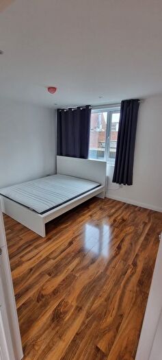 3 Bedroom Flat To Rent In Union St, Reading, RG1