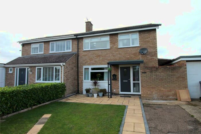 3 Bedroom Semi-Detached House To Rent In Maltings Way, Great Barford, Bedford, Bedfordshire, MK44