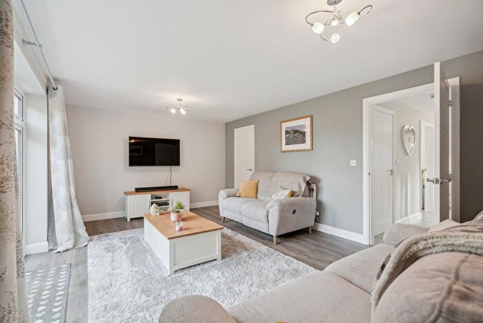 4 Bedroom Detached House For Sale In Reed Street, Didcot, OX11