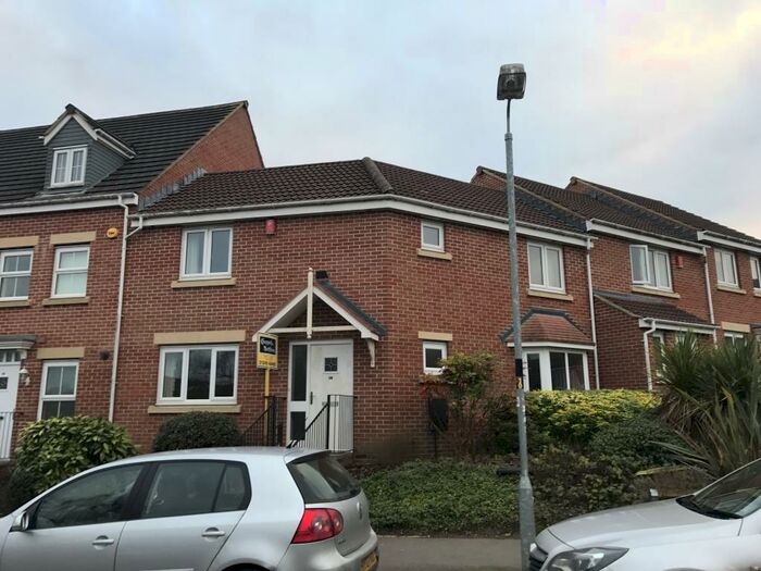 3 Bedroom House To Rent In Spanbourn Avenue, Chippenham, SN15