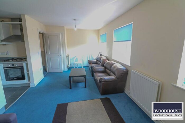 1 Bedroom Property To Rent In High Street, Waltham Cross, EN8