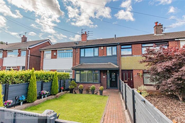 3 Bedroom Terraced House For Sale In Rushton Grove, Moorside, Oldham, OL4