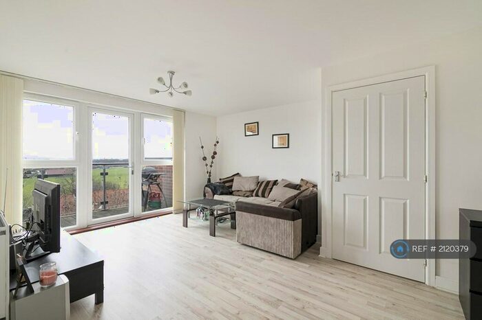 1 Bedroom Flat To Rent In Brunel House, Barking And Dagenham, Dagenham, RM8