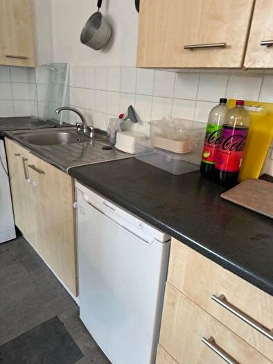 1 Bedroom Flat To Rent In Huxley Road, Edmonton, London, Nl, N18