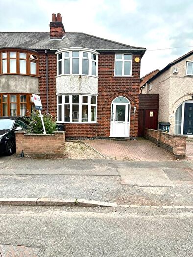 3 Bedroom Semi-Detached House To Rent In Huntingdon Road, Leicester, LE4