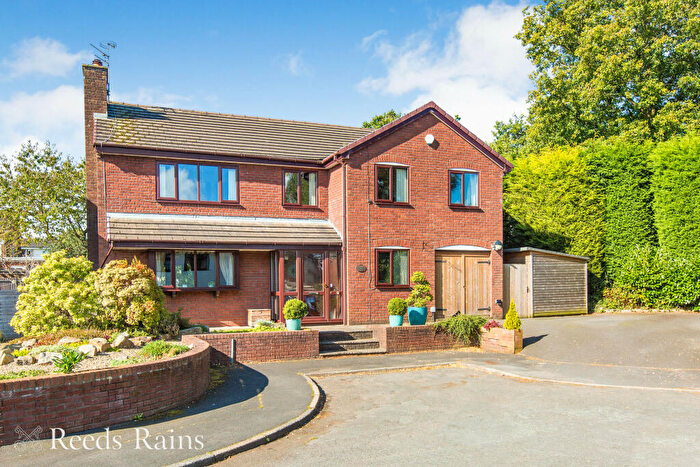 5 Bedroom Detached House For Sale In Rowan Grove, Chorley, Lancashire, PR6