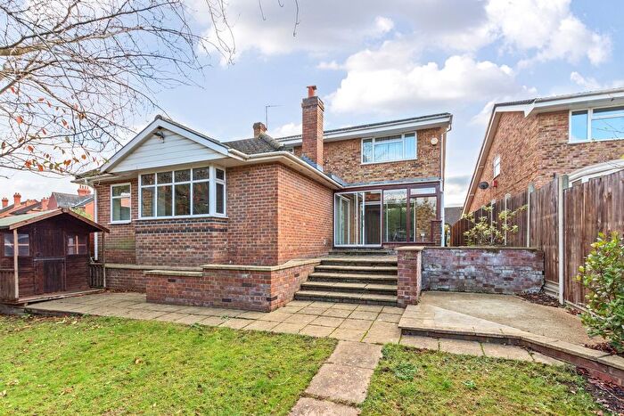 Detached House For Sale In Priestlands Park Road, Sidcup, DA15