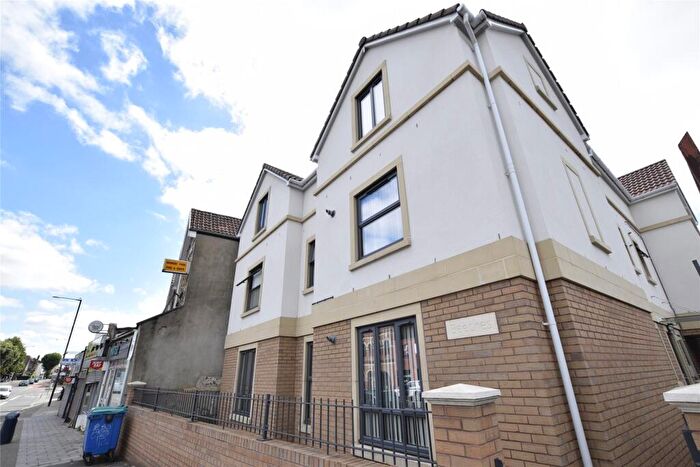 2 Bedroom Property To Rent In Fishponds Road, Fishponds, Bristol, Somerset, BS16