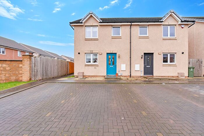 3 Bedroom Semi-detached House For Sale In Narni Way, Dunbar, EH42