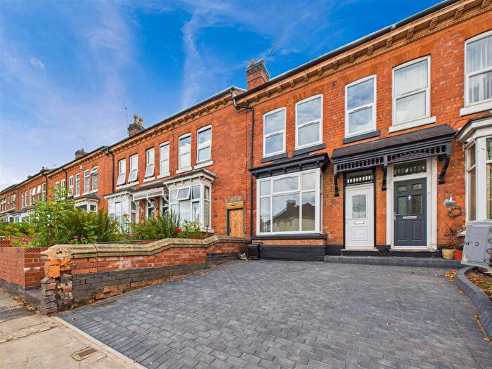 4 Bedroom Terraced House For Sale In The Avenue, Acocks Green, Birmingham, B27