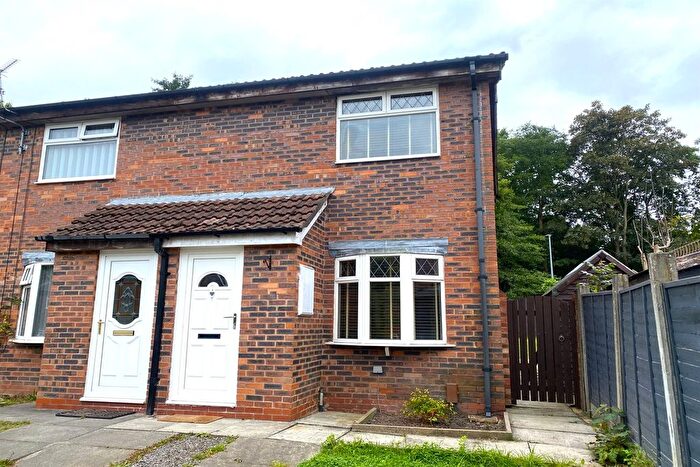 2 Bedroom End Of Terrace House To Rent In Chiswick Close, Runcorn, WA7