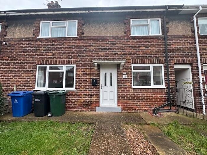 3 Bedroom Terraced House To Rent In Ely Road, Doncaster, DN2