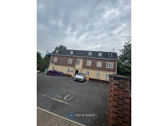 2 Bedroom Flat To Rent In Rio House, Liverpool, L36