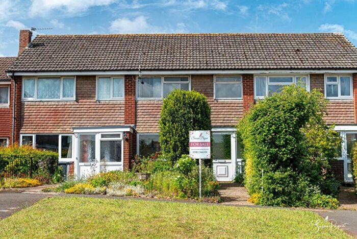 3 Bedroom Terraced House For Sale In Yarborough Close, Godshill, PO38